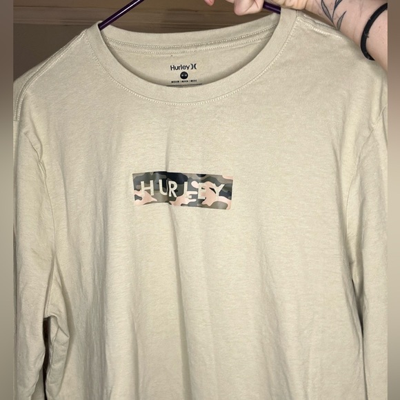 Hurley, med, long sleeve, NWOT - Picture 2 of 7